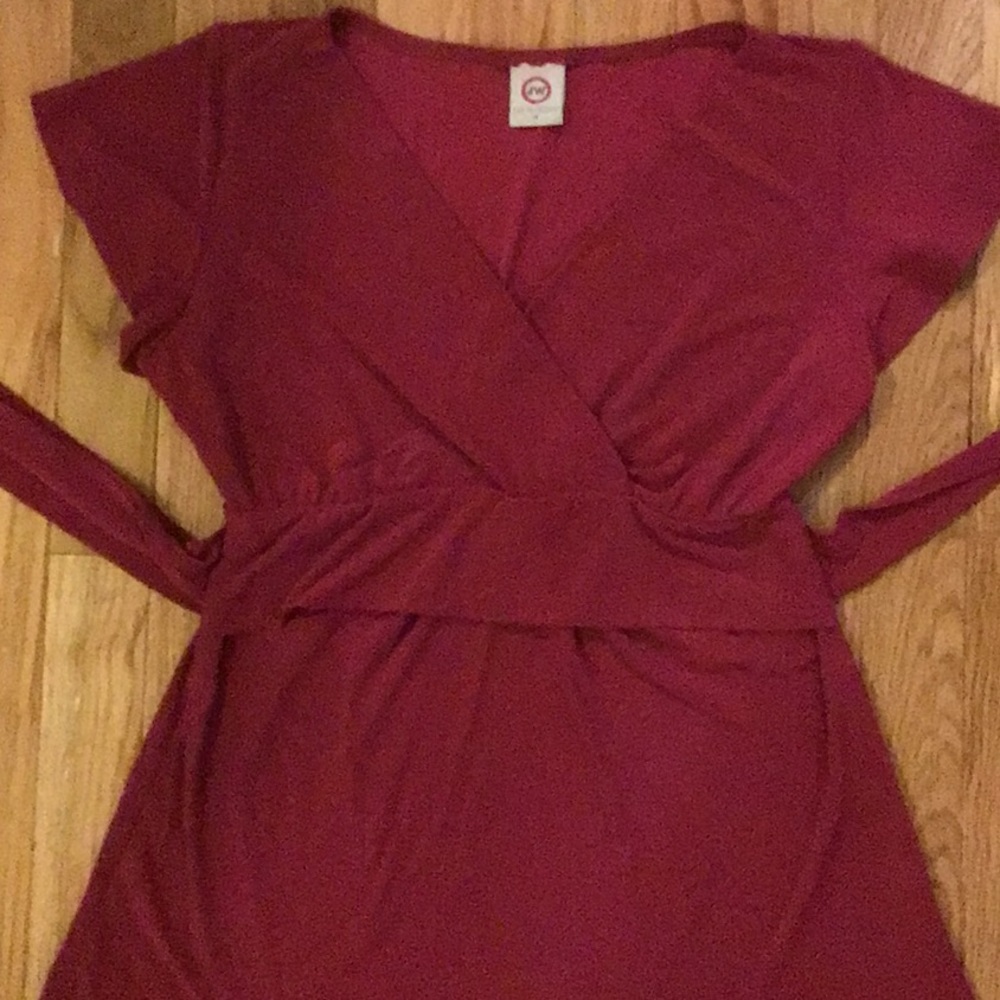Japanese Weekend hot pink maternity and nursing shirt